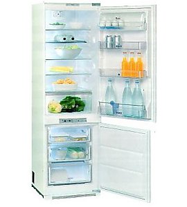 Lod�wka z dolnym zamra�alnikiem Whirlpool ART 499/NF/5
