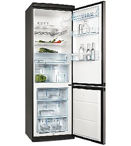 Lod�wka z dolnym zamra�alnikiem Electrolux ERB 36233X