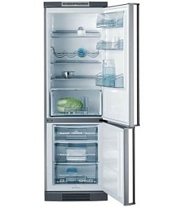 Lod�wka z dolnym zamra�alnikiem AEG Santo 70318 KG5