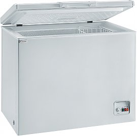 Zamra�arka skrzyniowa Candy CCFA 210